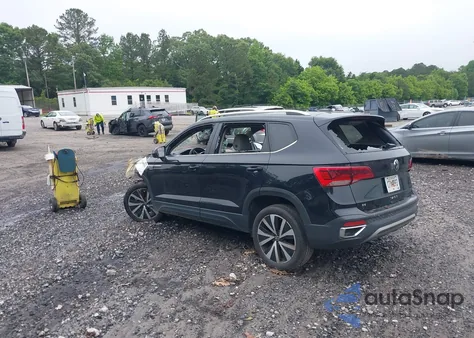 2022 Volkswagen Taos 1.5T Se из США, поврежденный, VIN 3VVRX7B2XNM059671